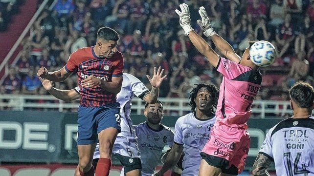 San Lorenzo ganó con gol de Alexis Cuello.