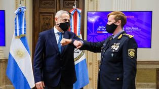 La jefa de la Policía calificó de excelente el aumento salarial anunciado por Sain