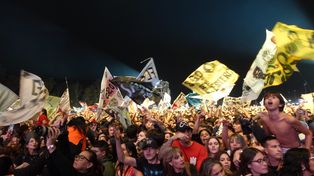 Rosario tembló durante el recital de Los Piojos: ¿pogo o sismo?