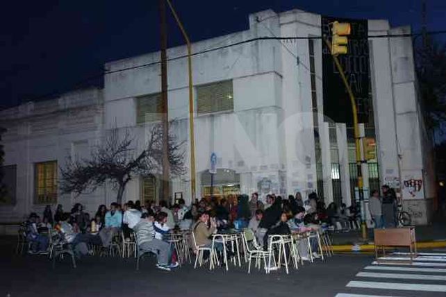 El Instituto Nº 12 continúa su lucha por el edificio propio