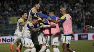 Central ganó su último partido como visitante en el Apertura y con esos tres puntos aseguró la clasificación a octavos.