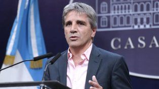 Luis Caputo envió al Congreso el Presupuesto 2025