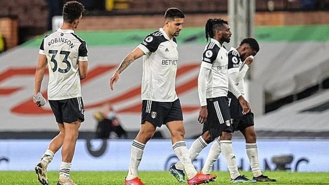 Fulham no pudo ante Burnley y perdió su plaza en la Premier League.&nbsp;