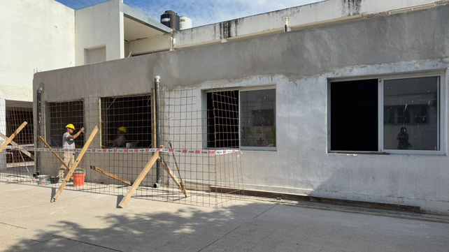 El ministro José Goity recorrió escuelas de Rosario y localidades vecinas para supervisar la construcción de nuevas aulas que comenzarán a funcionar en el próximo ciclo lectivo.