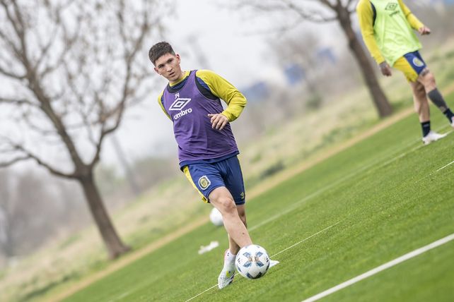 Franco Ibarra está para volver y podría ser nuevamente el volante central del Canalla.