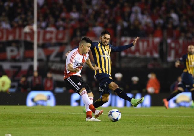 El minuto a minuto del Canalla y el Millonario en el estadio Monumental