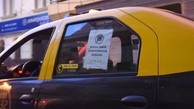 Los taxistas realizaron varias marchas para protestar por el posible desembarco de Uber.