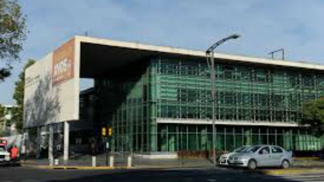 La víctima fue derivada al Hospital de Emergencias