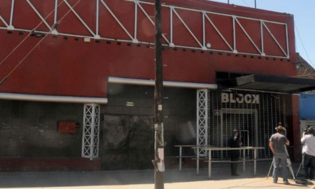 Cedi&oacute; una baranda en un boliche y 17 chicos resultaron heridos