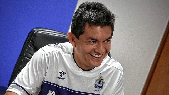 Pulga Rodríguez y Gimnasia, en llamas contra Colón