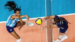 Las Panteritas hilvanaron un sólido éxito ante Polonia en el Mundial Sub 21 de México.