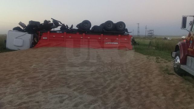 Murieron dos personas en un violento choque frontal en la ruta provincial N° 10