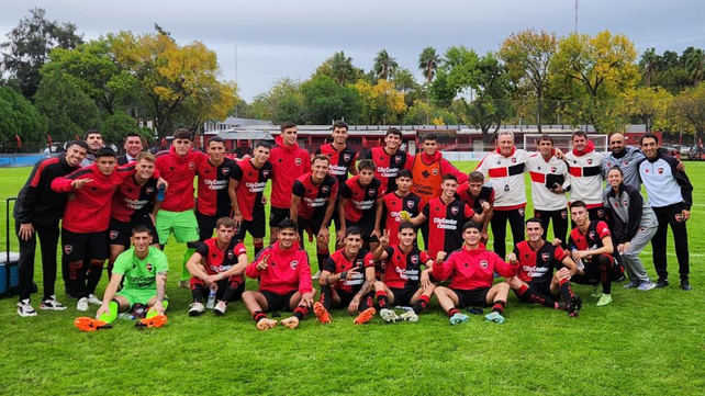 La reserva de Newells marcha tercera en la zona B
