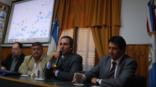 Martínez presentó modelos de seguridad usados por massistas