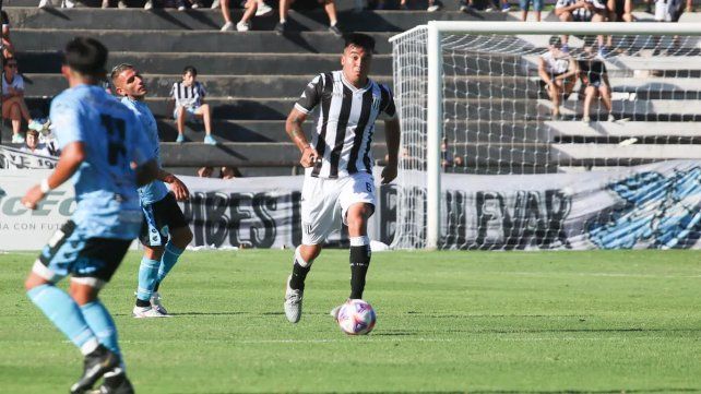 Maximiliano Padilla, el defensor al que le apunta Colón Maximiliano Padilla, el defensor al que le apunta Colón