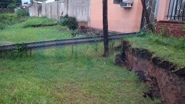 Lo que trajo la lluvia: Fuerte demanda de vecinos por ayuda social, cortes de calles y autoevacuados