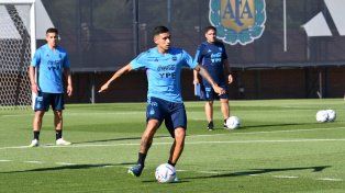 La Selección Argentina se prepara para el torneo del mes que viene.