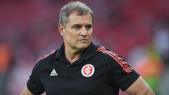 Uruguay apuesta ahora a Aguirre ante la negativa de Gallardo