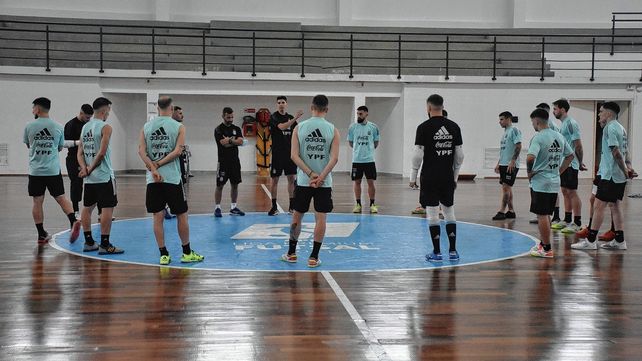 La Selección Argentina de Futsal enfrentará este sábado a Bolivia en Paraguay por la Copa América. 