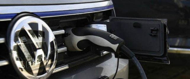 Volkswagen lanzará más de 30 modelos de autos eléctricos