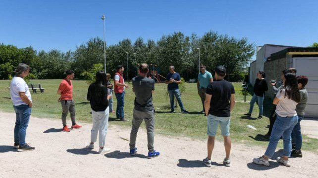 Adán Bahl anunció pavimento y una nueva plaza