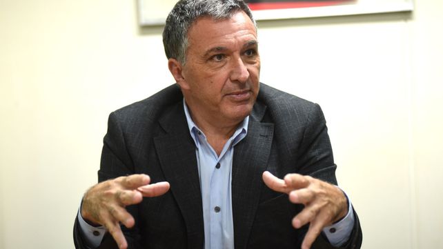 Soy un simple dirigente del fútbol argentino”