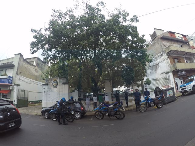 Sorprendió el operativo por averiguación de antecedentes en calle Urquiza