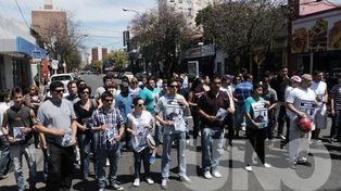 A paso firme para pedir justicia por el crimen en la recoleta santafesina