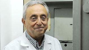 Cahn aseguró que una coincidencia en el tiempo no significa una causalidad