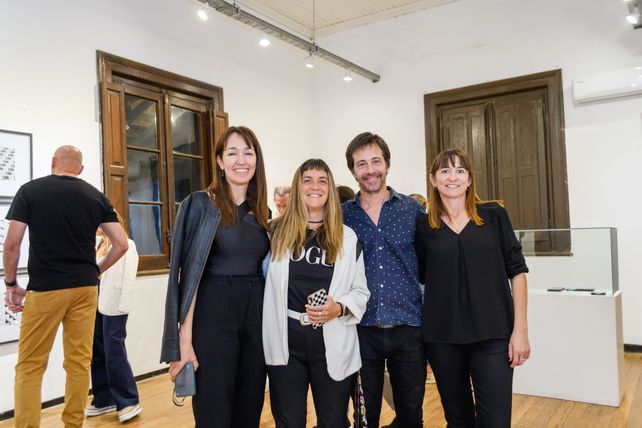 Bárbara Vernet, Petu Mendez, Seba Paccenti y Jesica Savino