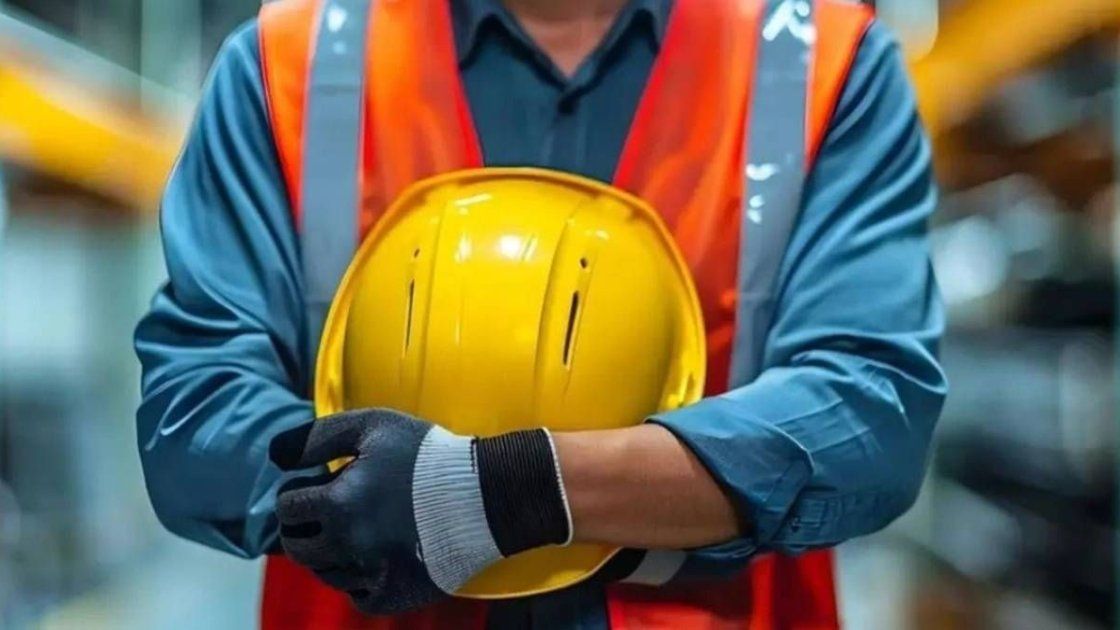 Este lunes se publicó en el Boletín Oficial y quedó reglamentado el Fondo de Asistencia Laboral (FAL) incluido en la Reforma laboral Este lunes se publicó en el Boletín Oficial y quedó reglamentado el Fondo de Asistencia Laboral (FAL) incluido en la Reforma laboral