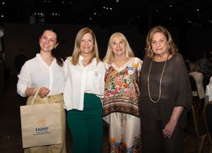 La Ropa de Stella se lució en pasarelas junto a Fahop