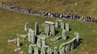 Dicen haber revelado el misterio de la construcción del monumento de Stonehenge