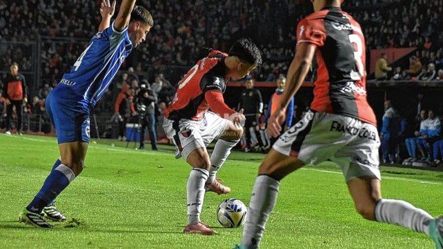 El minuto a minuto del partido entre Colón y Godoy Cruz