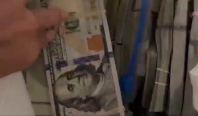 Hubo dos allanamientos tras difundirse los videos de Jesica Cirio con bolsos con dólares