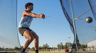 El santafesino Gael Cardozo brilló en el martillo masculino.