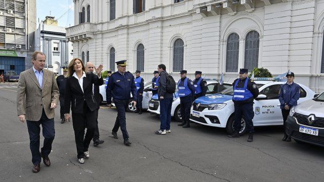 La Policía de Entre Ríos sumó nuevos móviles y equipamiento