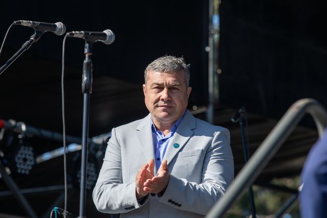 Antonio Fiorenza remarcó que su gestión trabaja para una distribución justa de las riquezas que llegan a Timbúes. Debe invertirse en mejorar la calidad de vida de la gente