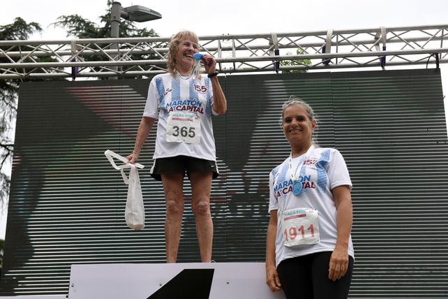 La longeva maratonista Susana Sarco corrió las dos ediciones anteriores de la maratón de La Capital.