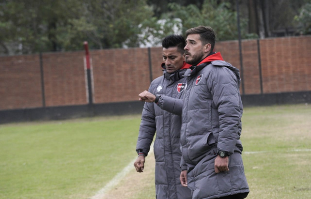 Newells y Central disputan siete clásicos en inferiores de Rosarina en el Centro Griffa. Foto: Sebastián Suárez Meccia (La Capital)