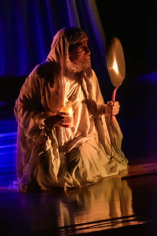 Presentaron en Puerto San Martín la obra de teatro Las Juanas, una herejía cósmica