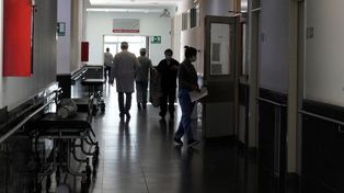 El joven falleció pasadas las 16 de este sábado en el Hospital de Emergencias Clemente Álvarez.