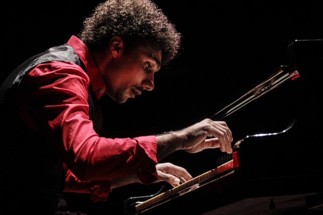 El destacado pianista santafesino Joel Tortul.