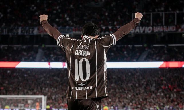 Taborda criticó el arbitraje de Falcón Pérez ante River: Fue un error que no debería pasar