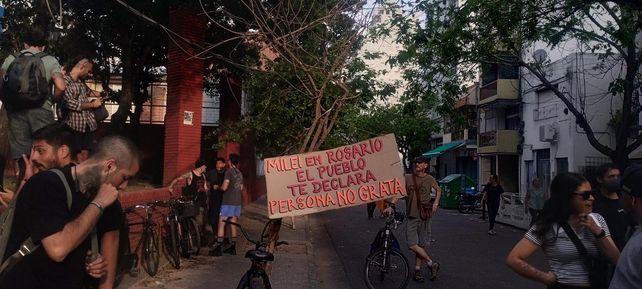 Contramarcha por la visita de Milei: escasa asistencia y fuerte operativo policial
