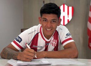Unión hizo oficial la compra y firma de contrato de Diego Armando Díaz