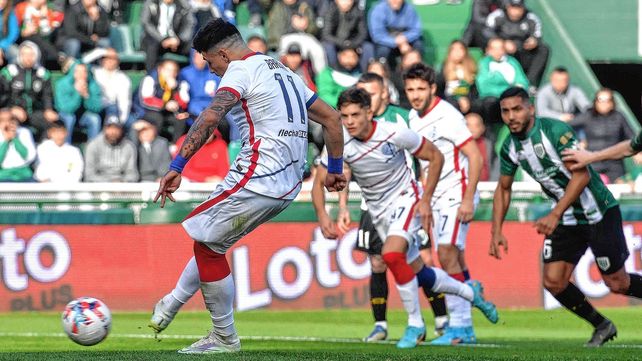 San Lorenzo empató ante banfield con gol de Bareiro