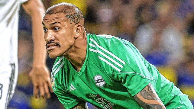 El paranaense Ignacio Arce tuvo una tarde para el olvido en cancha de Instituto de Córdoba.