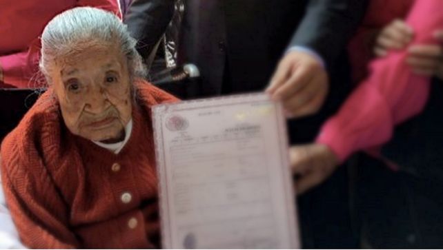 Trinidad Álvarez Lira había recibido esta semana su certificado de nacimiento.