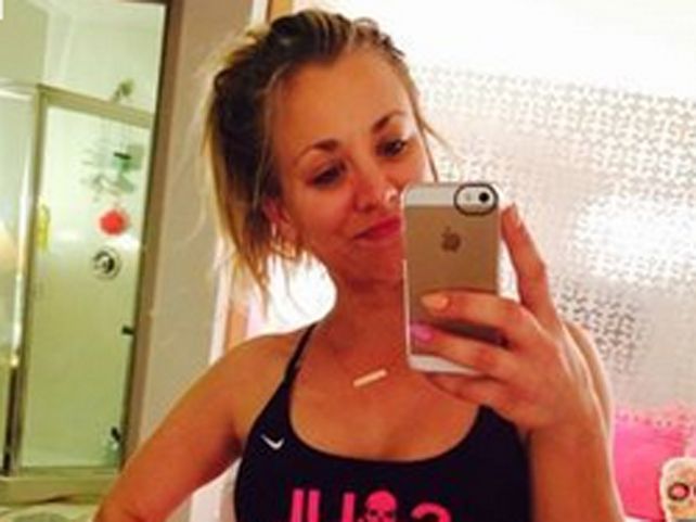 Las fotos prohibidas de Rihanna, Kim Kardashian y Kaley Cuoco